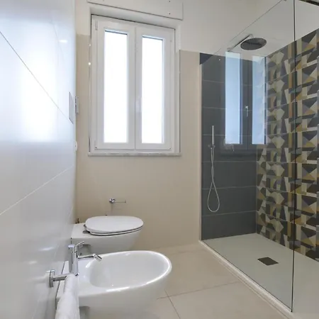 2 Bedroom Stunning In